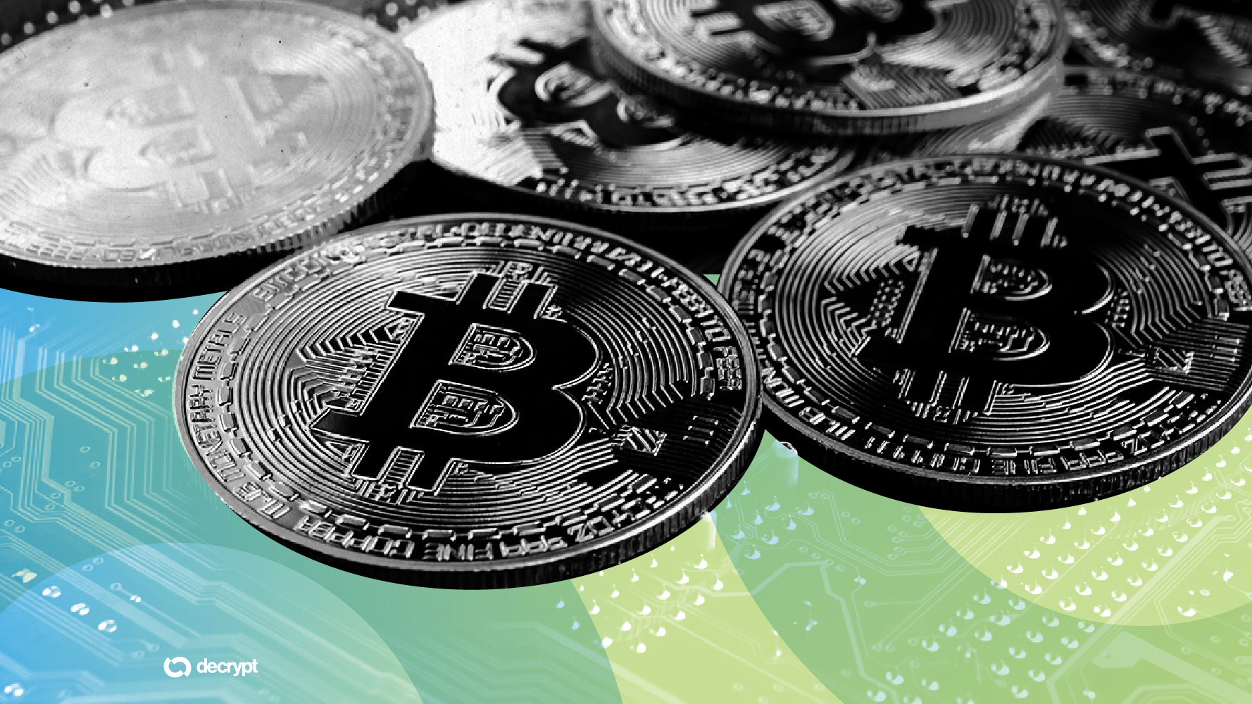 Bitcoin, Ethereum Sink as Tariff Gloom Tops Rate Cut Optimism